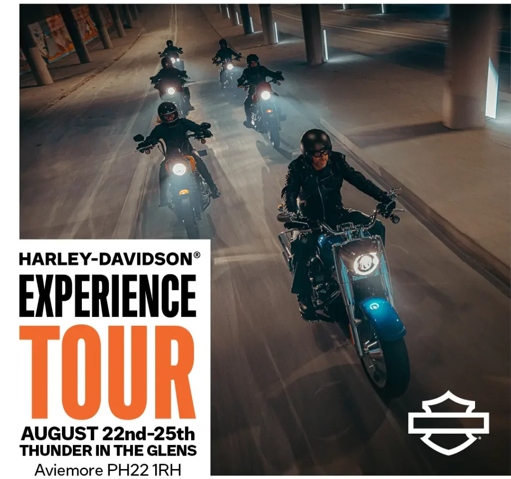 8258_HD_Q1 _ExperienceTour_TITG_SocSq_